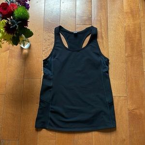 Gap Fit Racer Back Black Tank